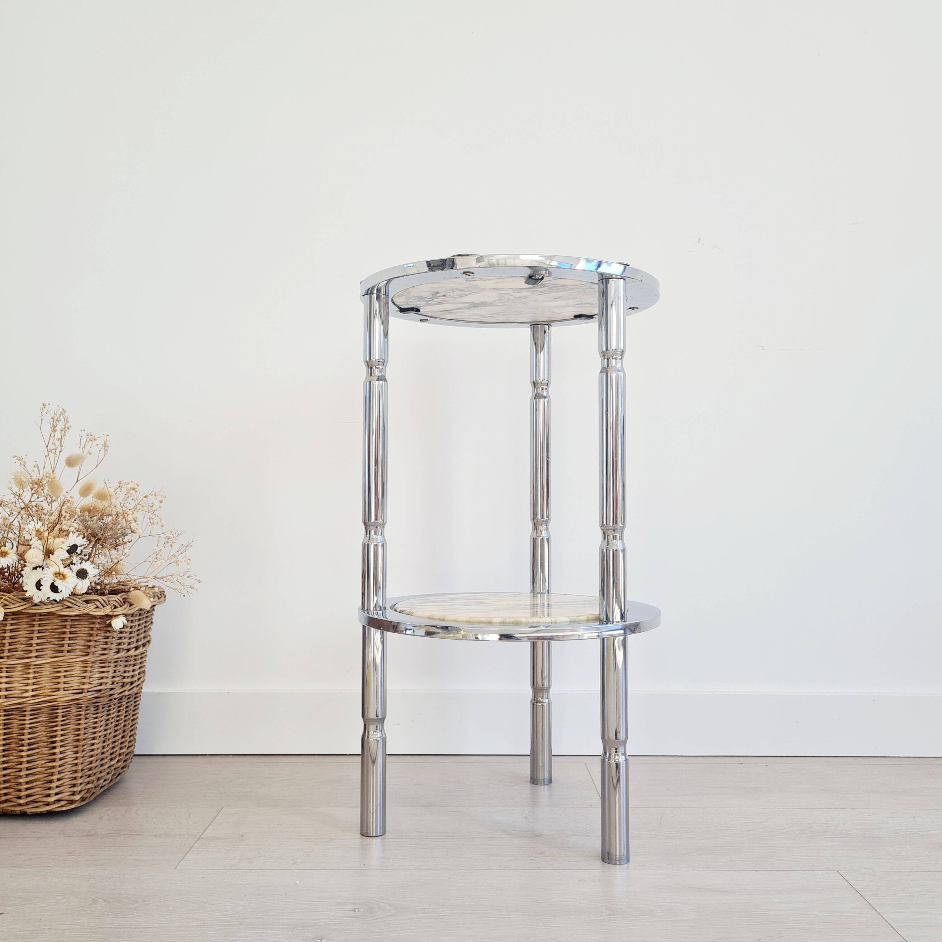 Table d'appoint en marbre et chrome, Italie années 70