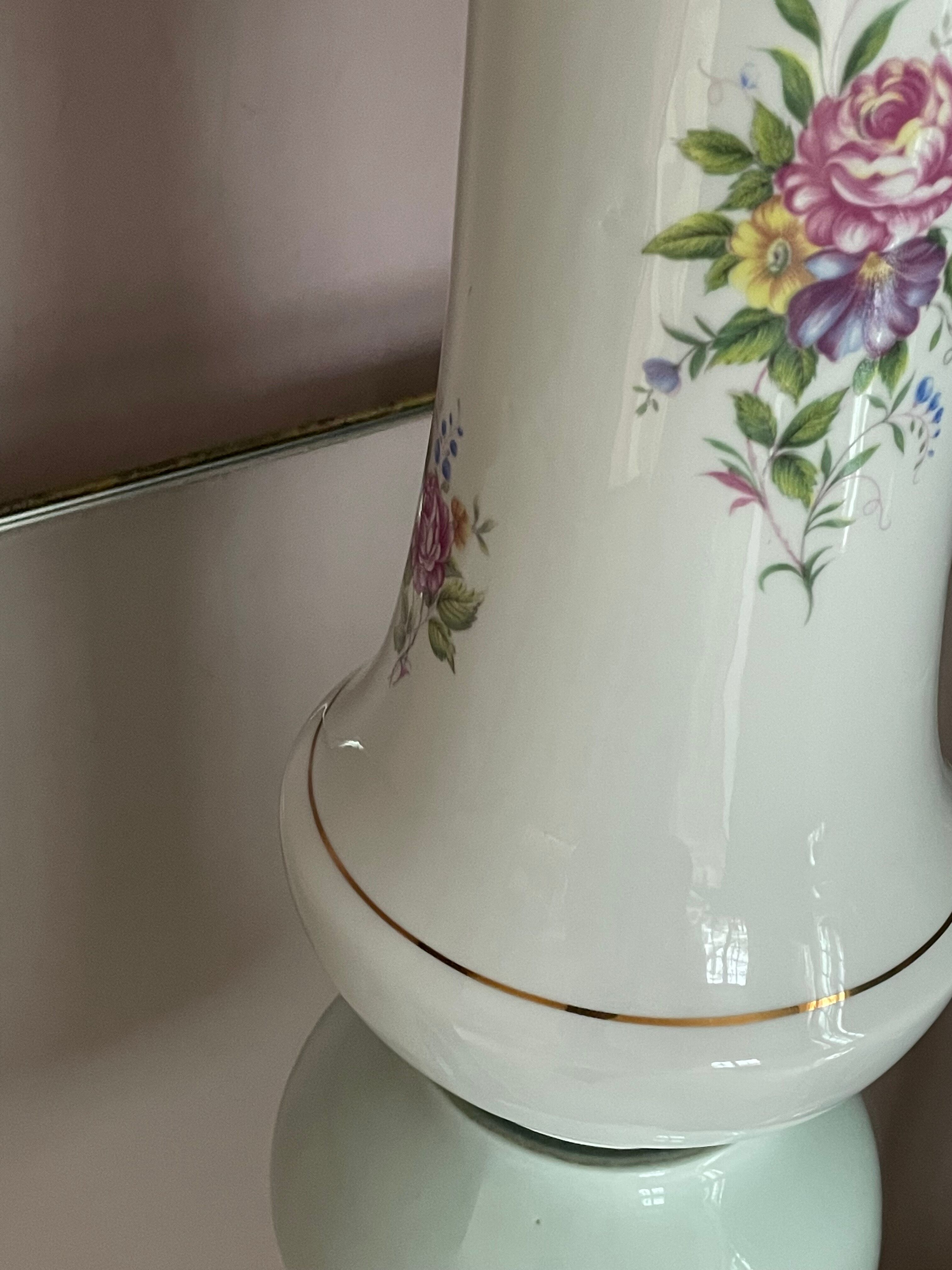 Large Hollohàza porcelain vase with floral motifs