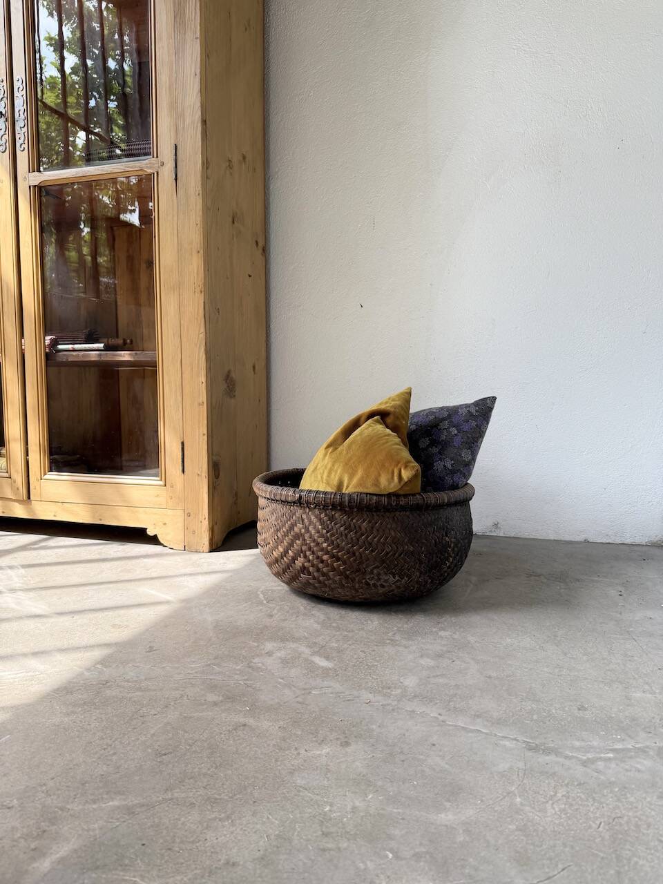 Vietnamese tea basket, mid-20th century