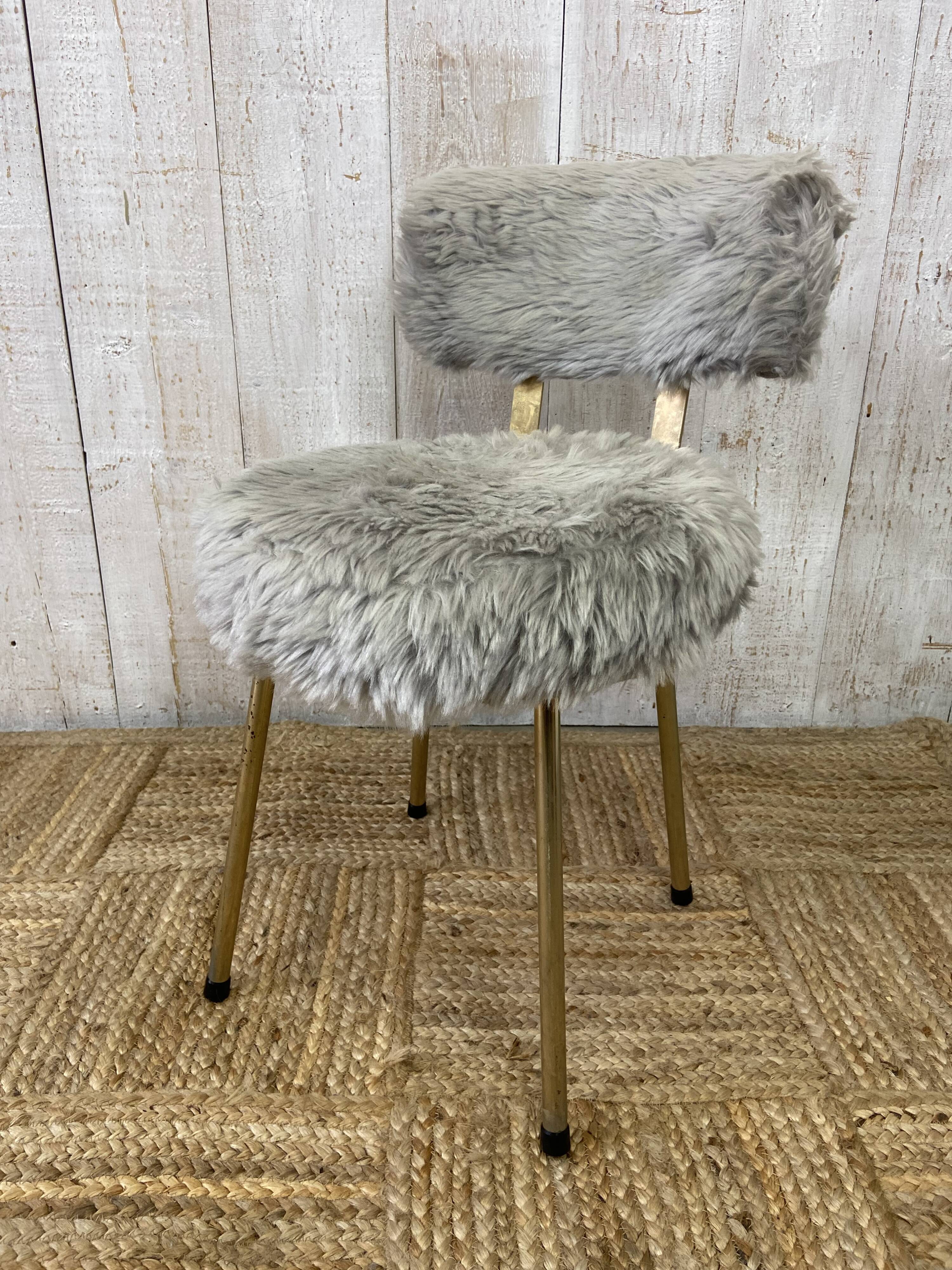 Pelfran fluffy chair