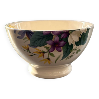 Large bowl with floral decoration