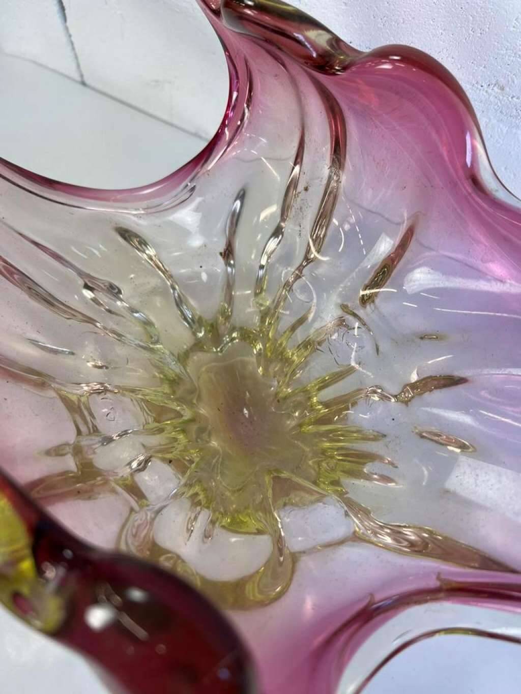 Vintage pink/green murano glass bowl/decor