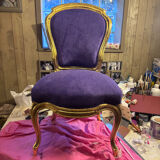 Set of 2 nursery-style chairs