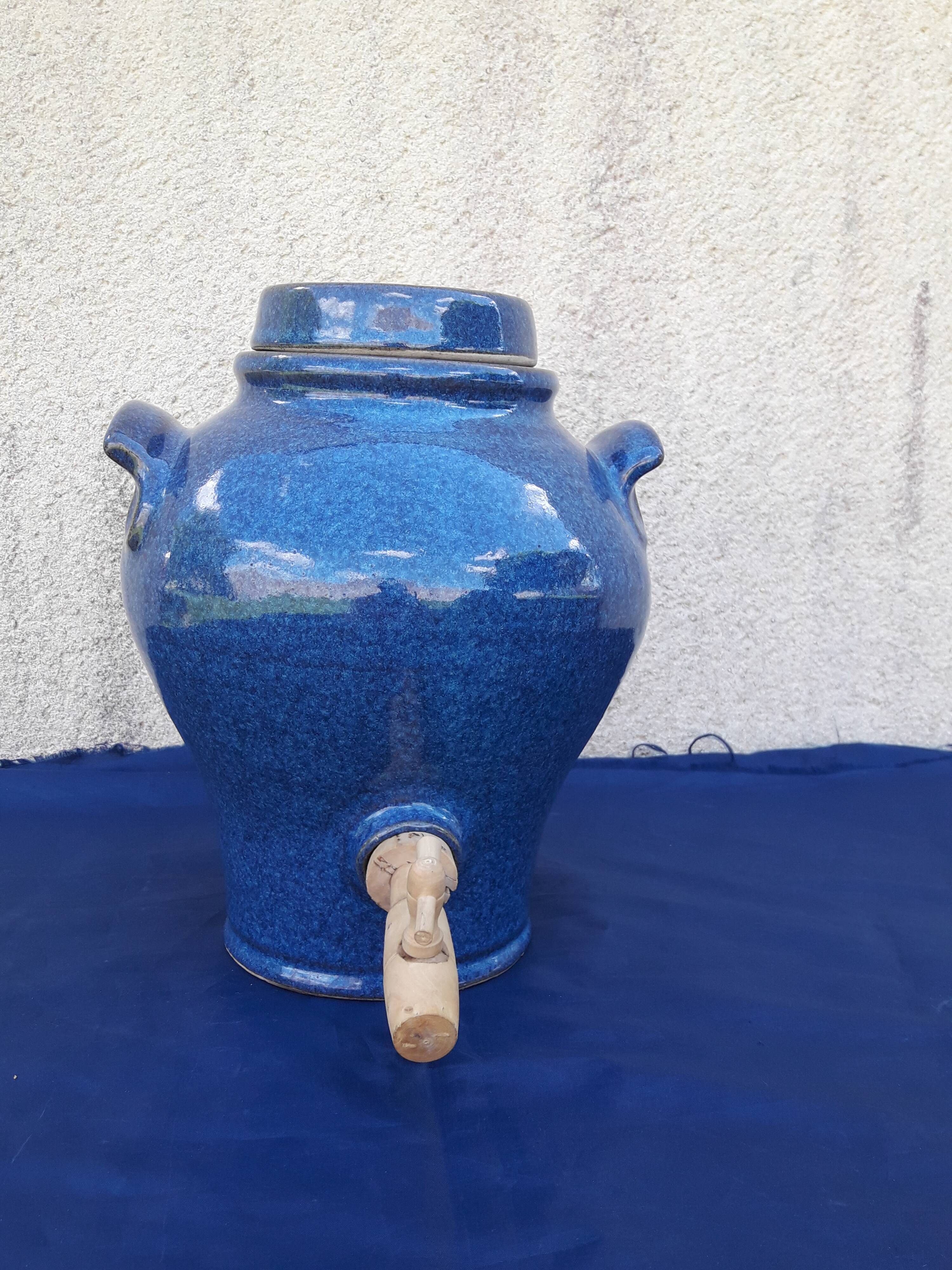 Blue enamelled sandstone vinaigrier 3 L H 26 cm