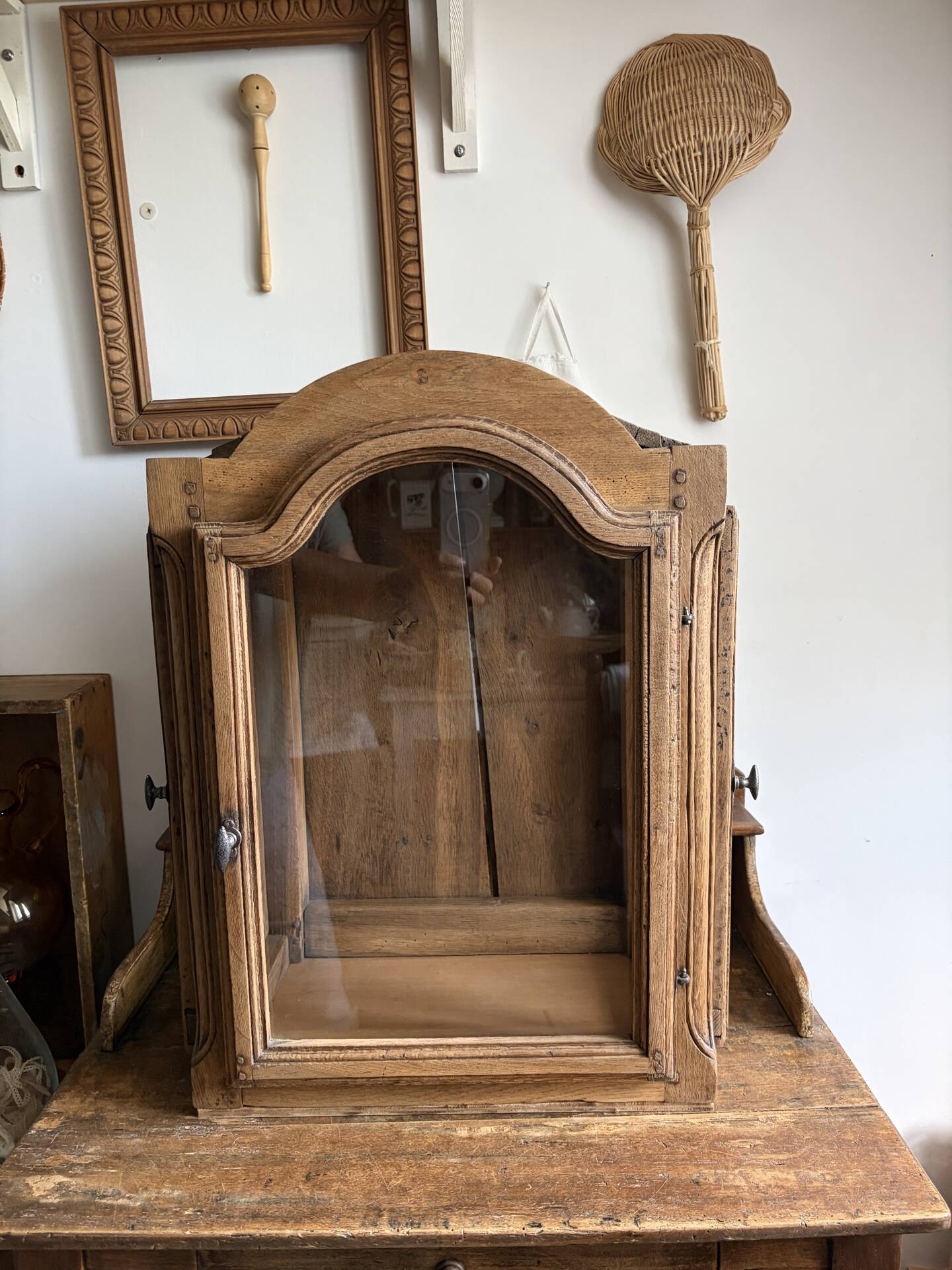 Wooden display cabinet