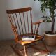 Rocking-chair vintage en bois tourné