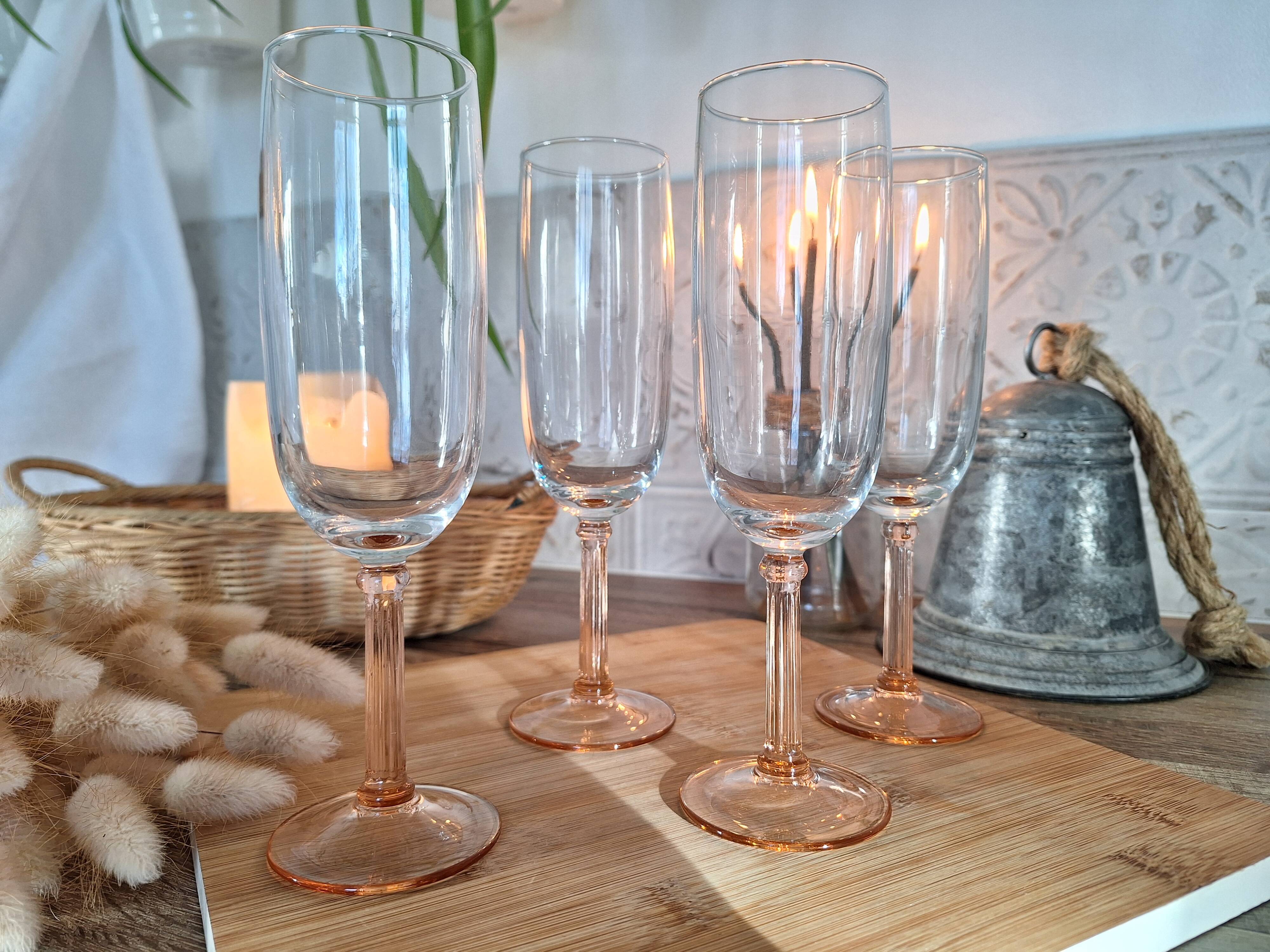 Vintage pink champagne flute Luminarc