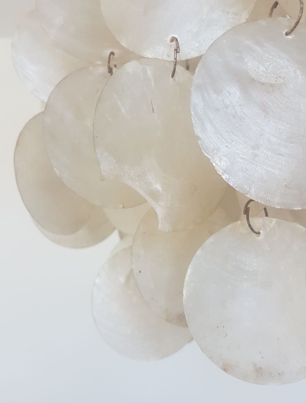 Suspension années 70  pastilles de nacre