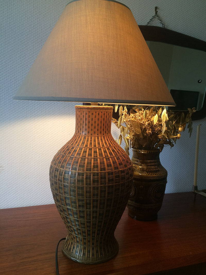 Vintage wicker lamp foot