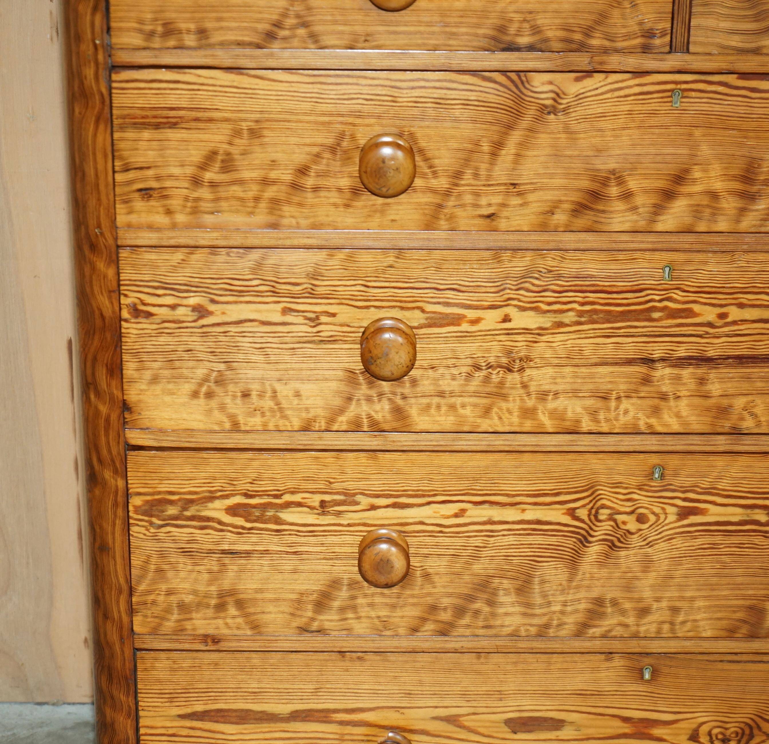 Large Victorian chest of drawers in solid pine from around 1880.