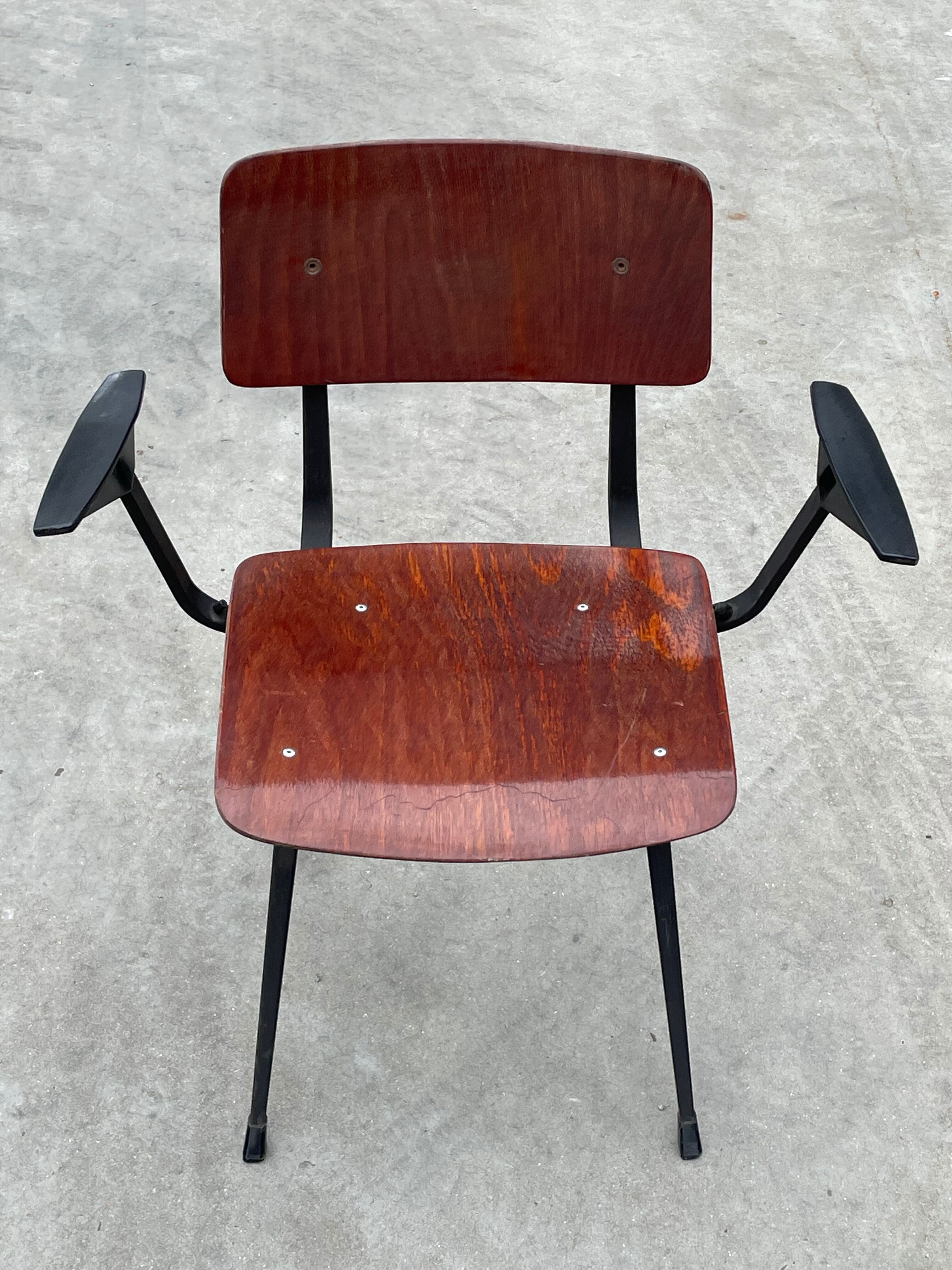 Friso Kramer 'Result' chair with armrests for Ahrend de Cirkel, 1960s