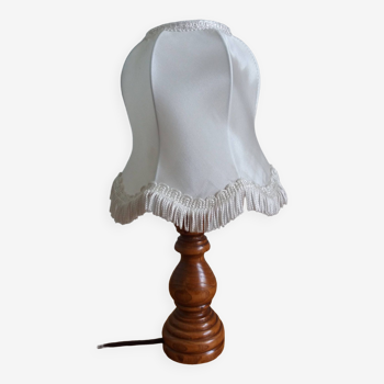 Lampe bois tourné abat-jour tissu