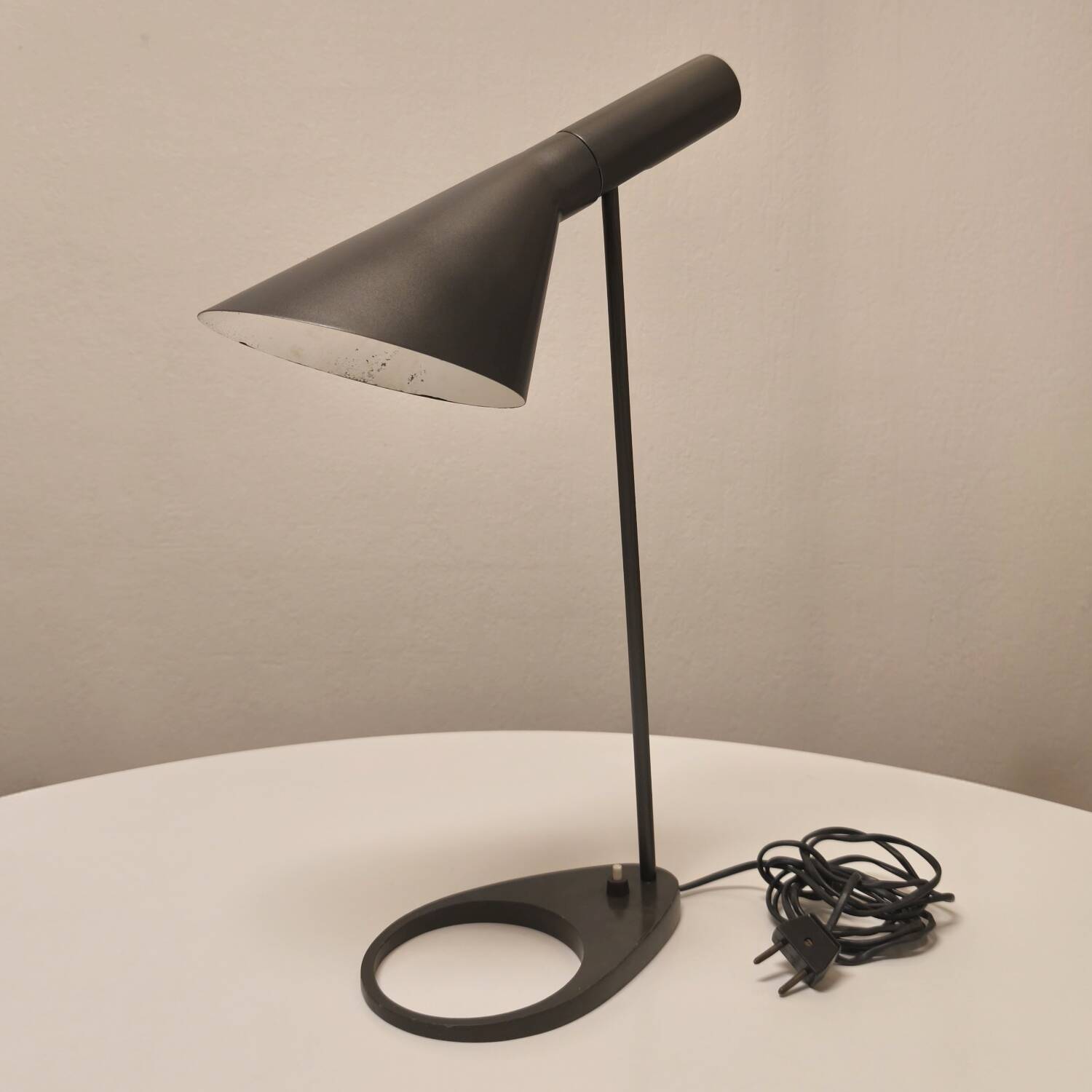 Lampe ncienne AJ Lamp, Arne Jacobsen, Louis Poulsen, 1970