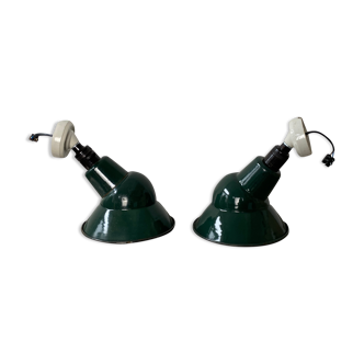 Lot 2 old industrial wall lamps in emaillee tole