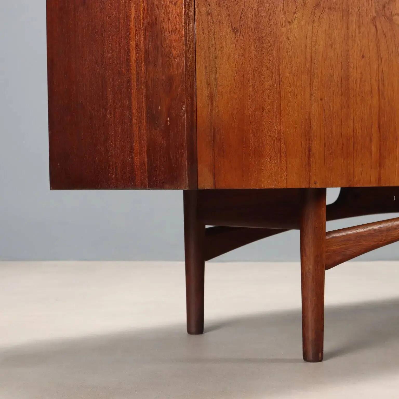 Vintage teak enfilade, Italian design, 1960s.