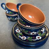 4 teacups and saucers