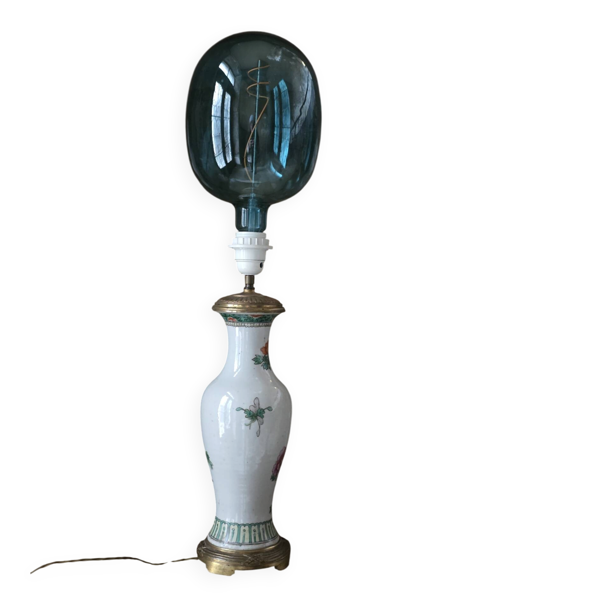 Ceramic and bronze lamp, 19th century.