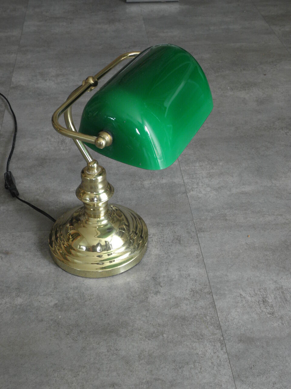 Green Glass Bankers Lamp
