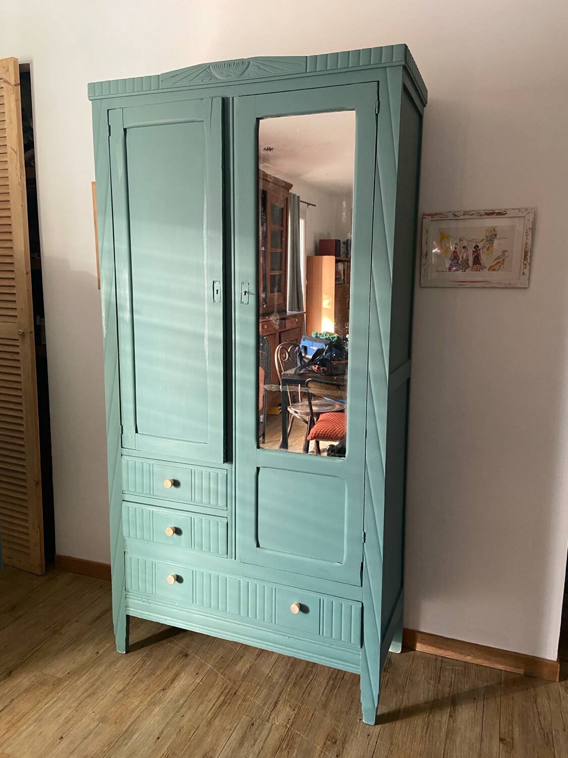 Armoire parisienne