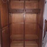 Armoire parisienne