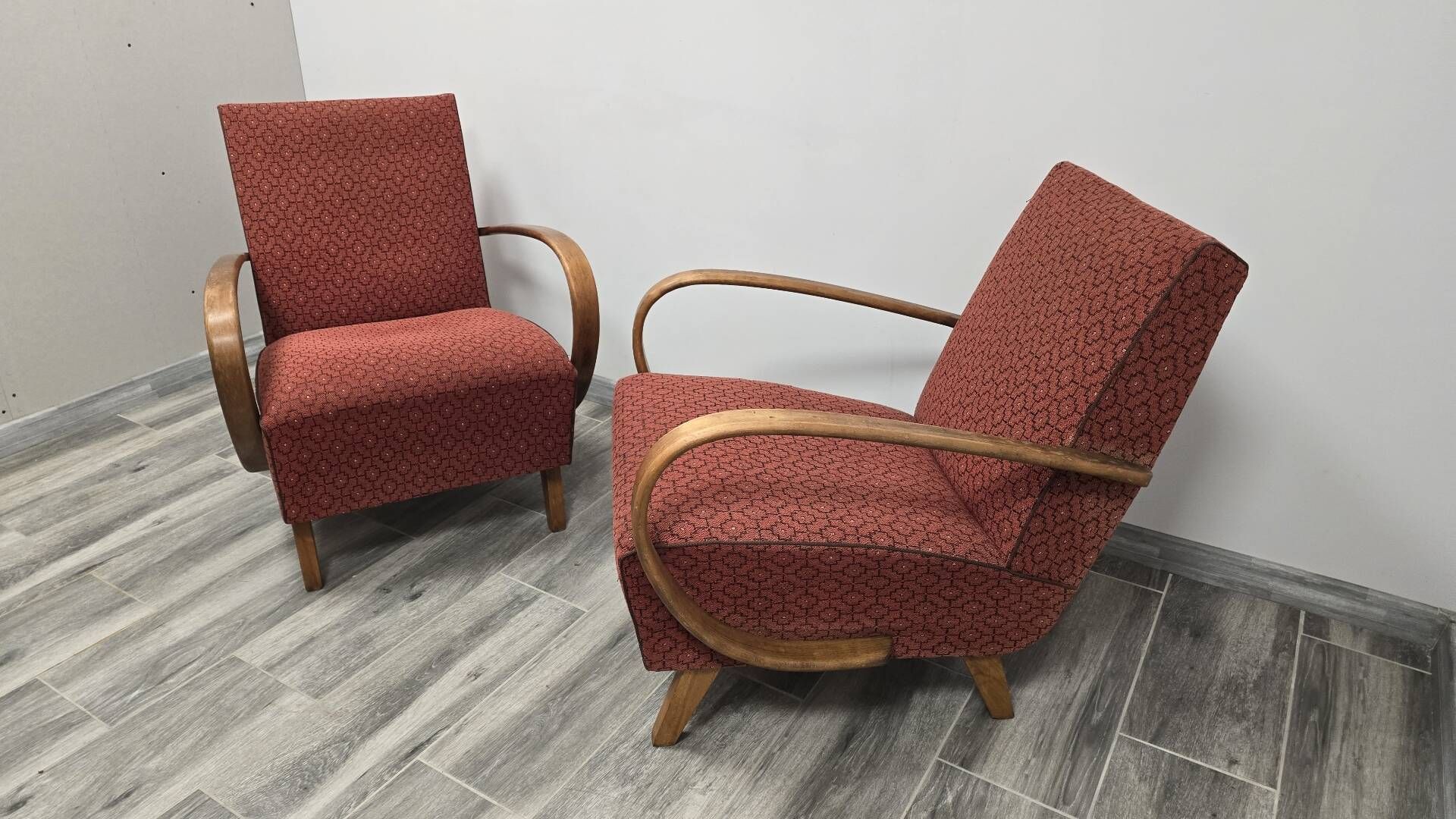 Vintage Armchairs from Jindrich Halabala, 1940s, Set of 2
