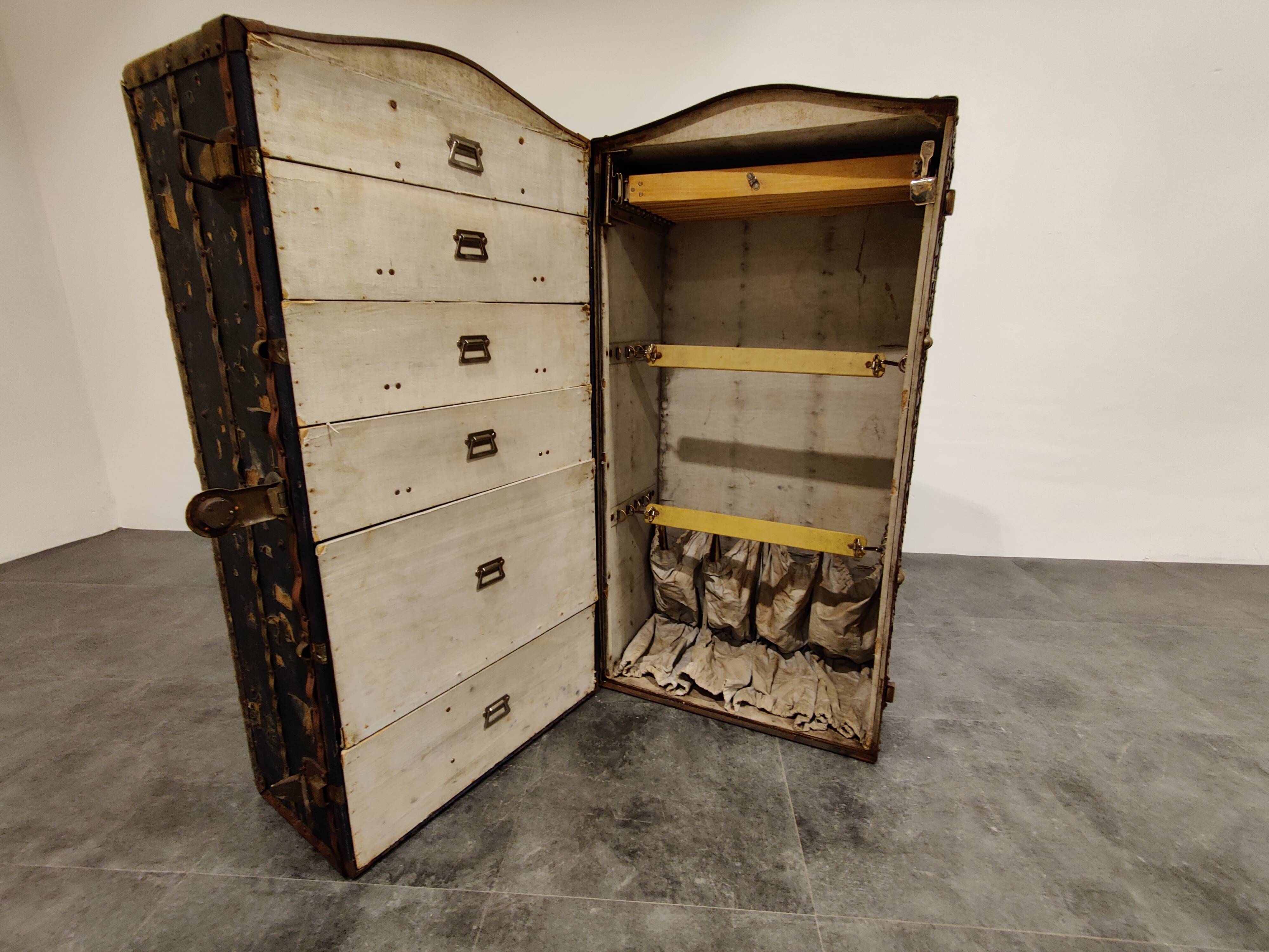 Antique steamer trunk by innovation, 1930s
