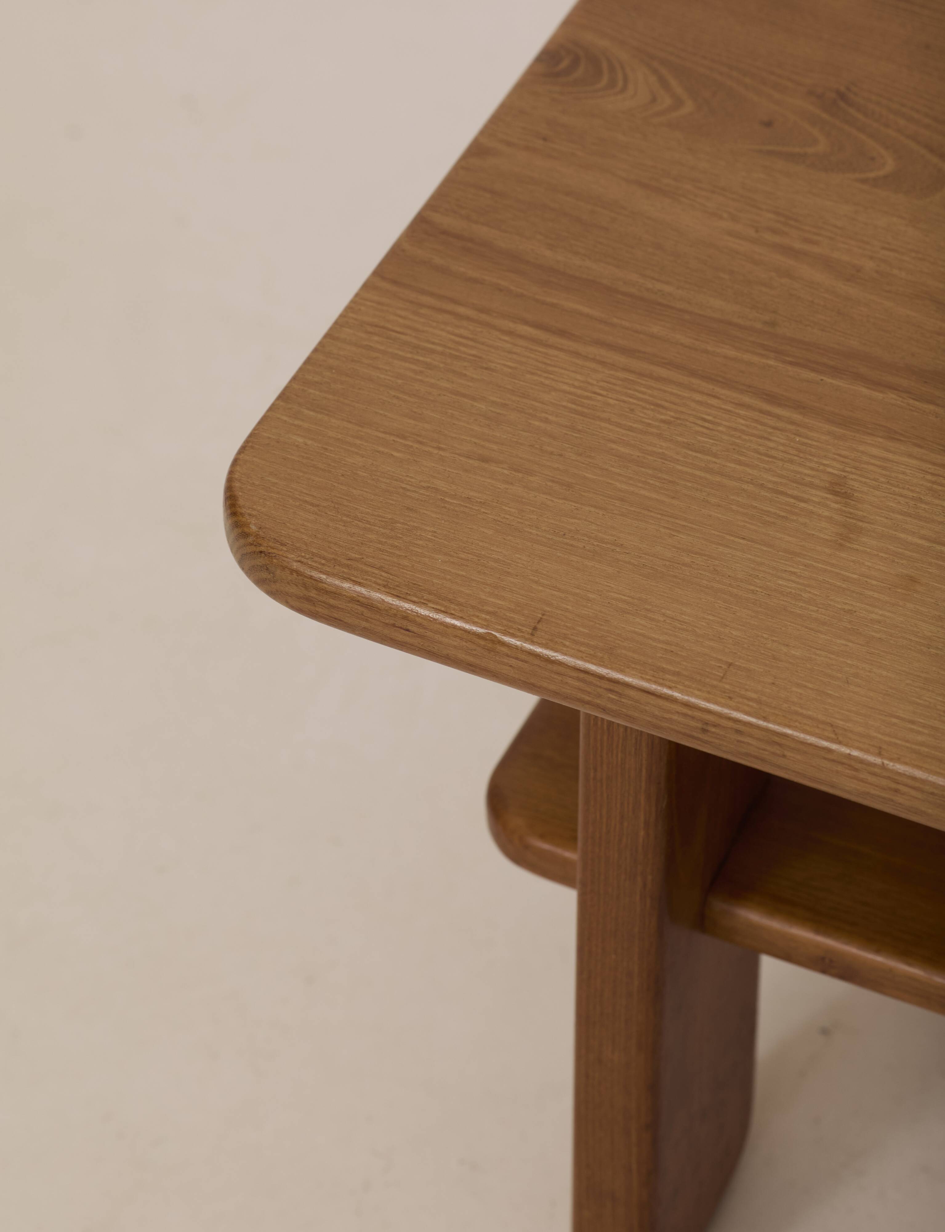 Coffee table in solid elm by Alain Gaubert vintage circa 1980.