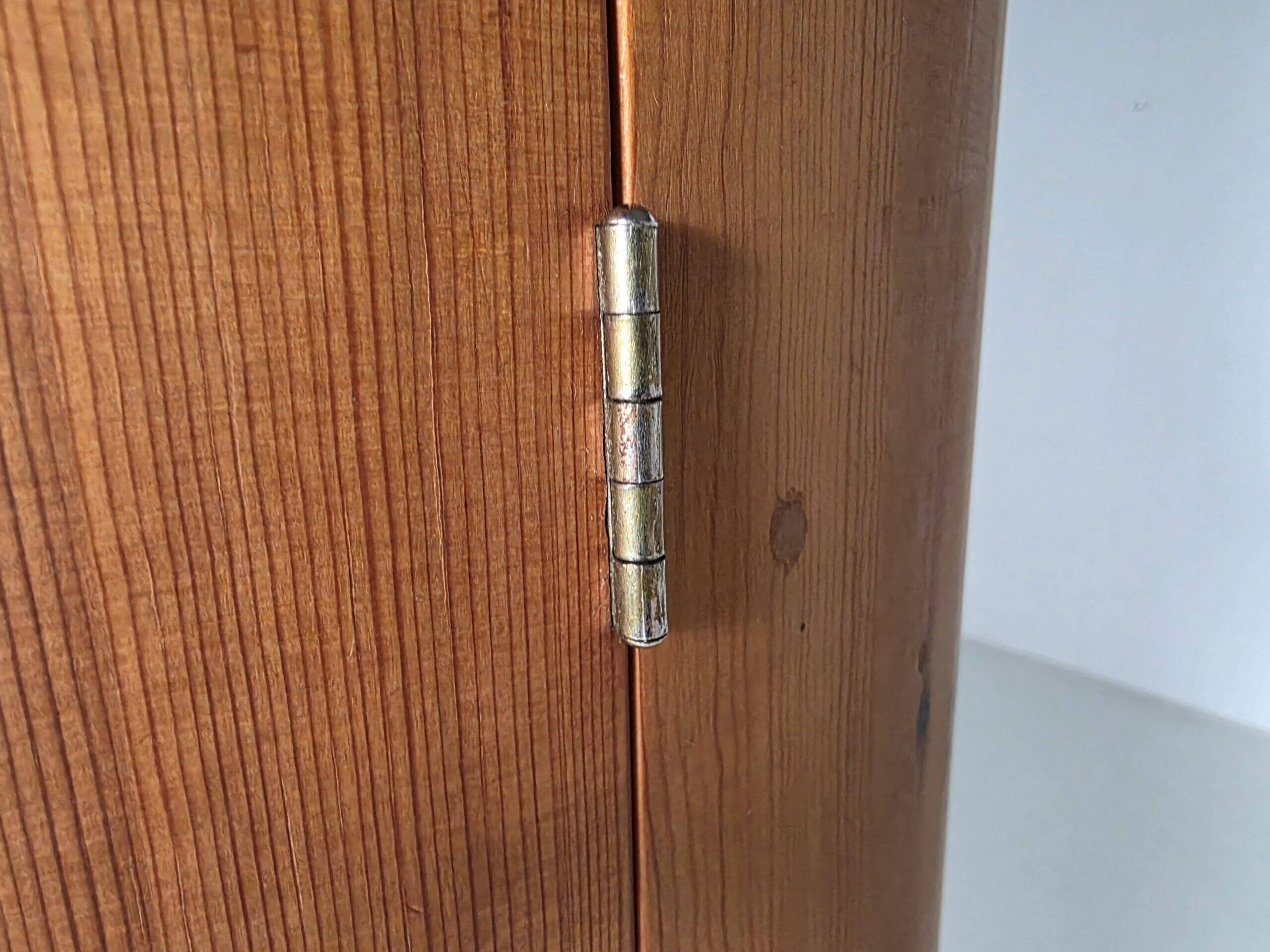 Peter Opsvik “Passion” Cylindra armoire en pin, Norvège, 1986