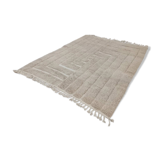 Superb Moroccan wool rug, handmade, dimensions 250x150 cm.