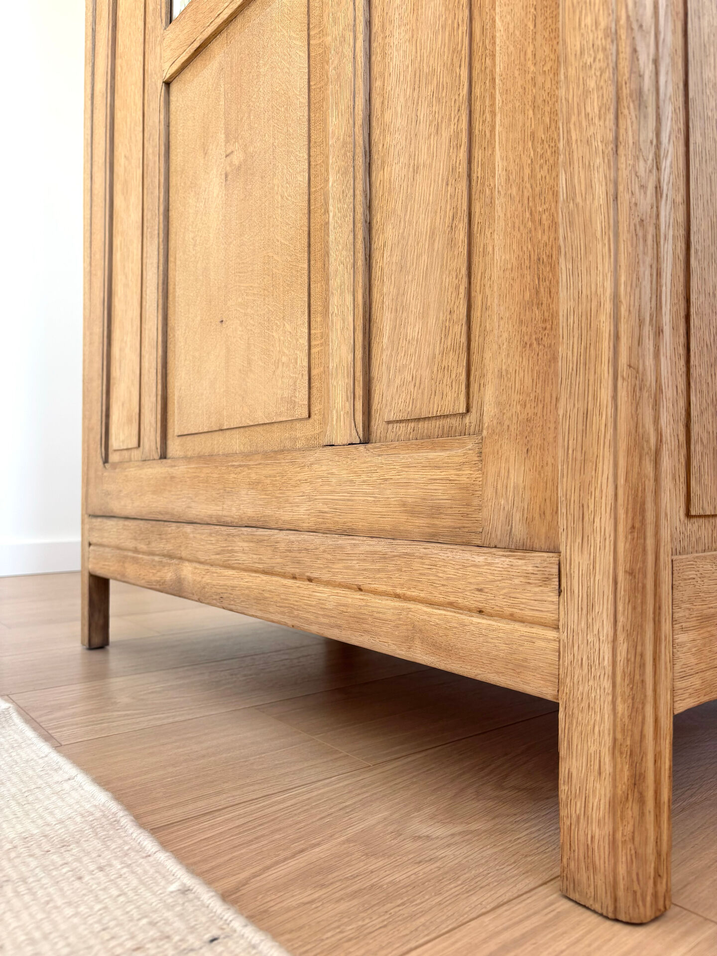 Art Deco oak wood bonnetière wardrobe, renovated.