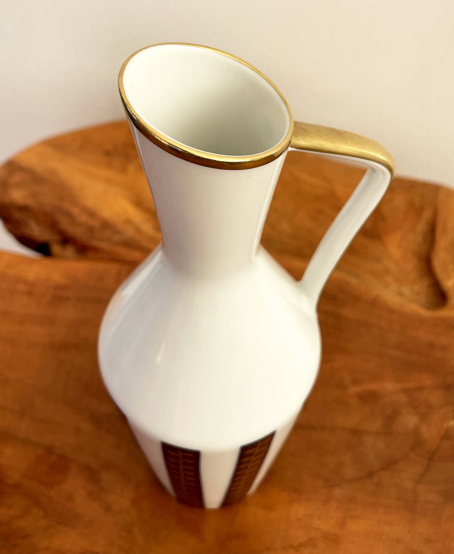 Volkstedt 1762 GDR Echt Kobalt Vase with Handle, East-German Vintage Porcelain