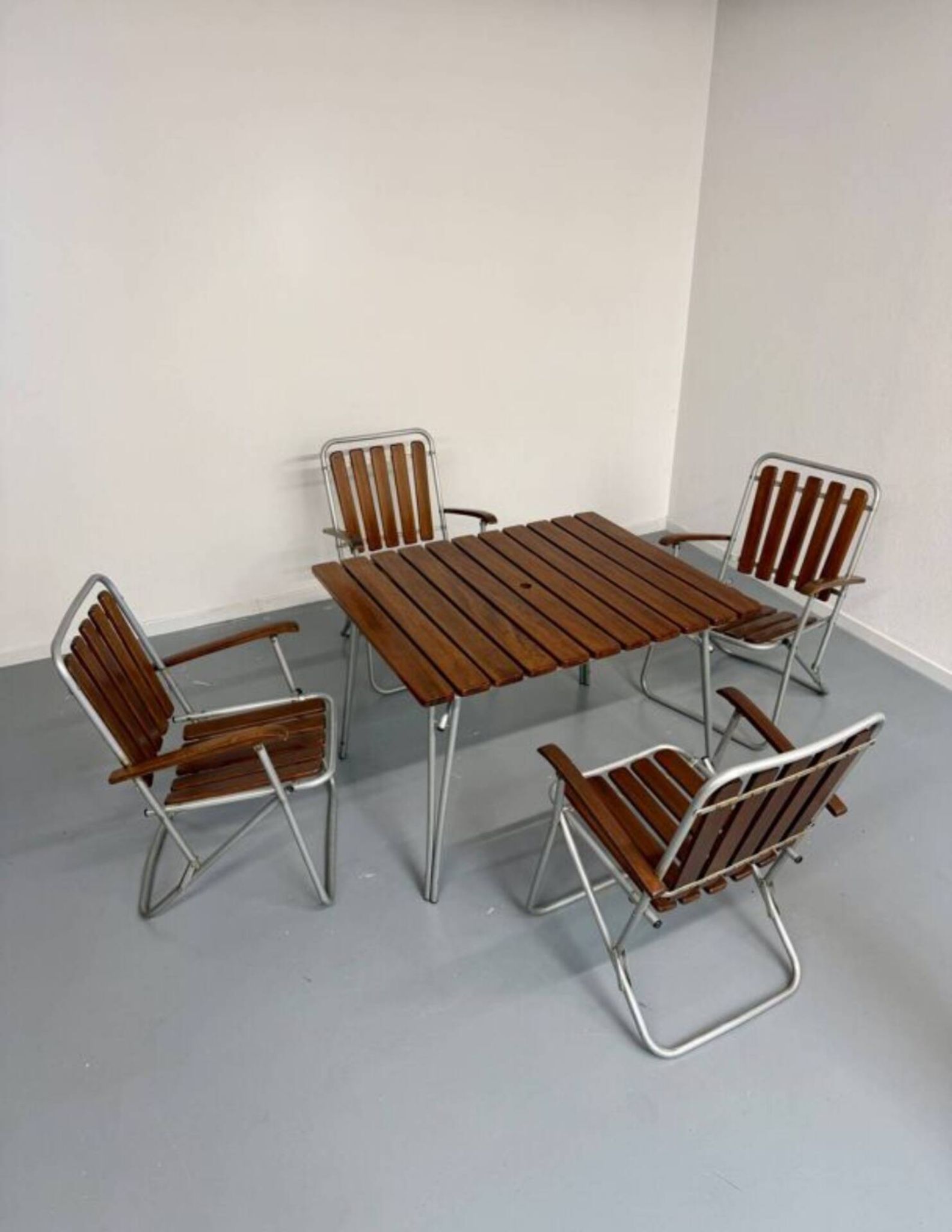 Vintage folding garden set table 4 chairs wood and metal 1960