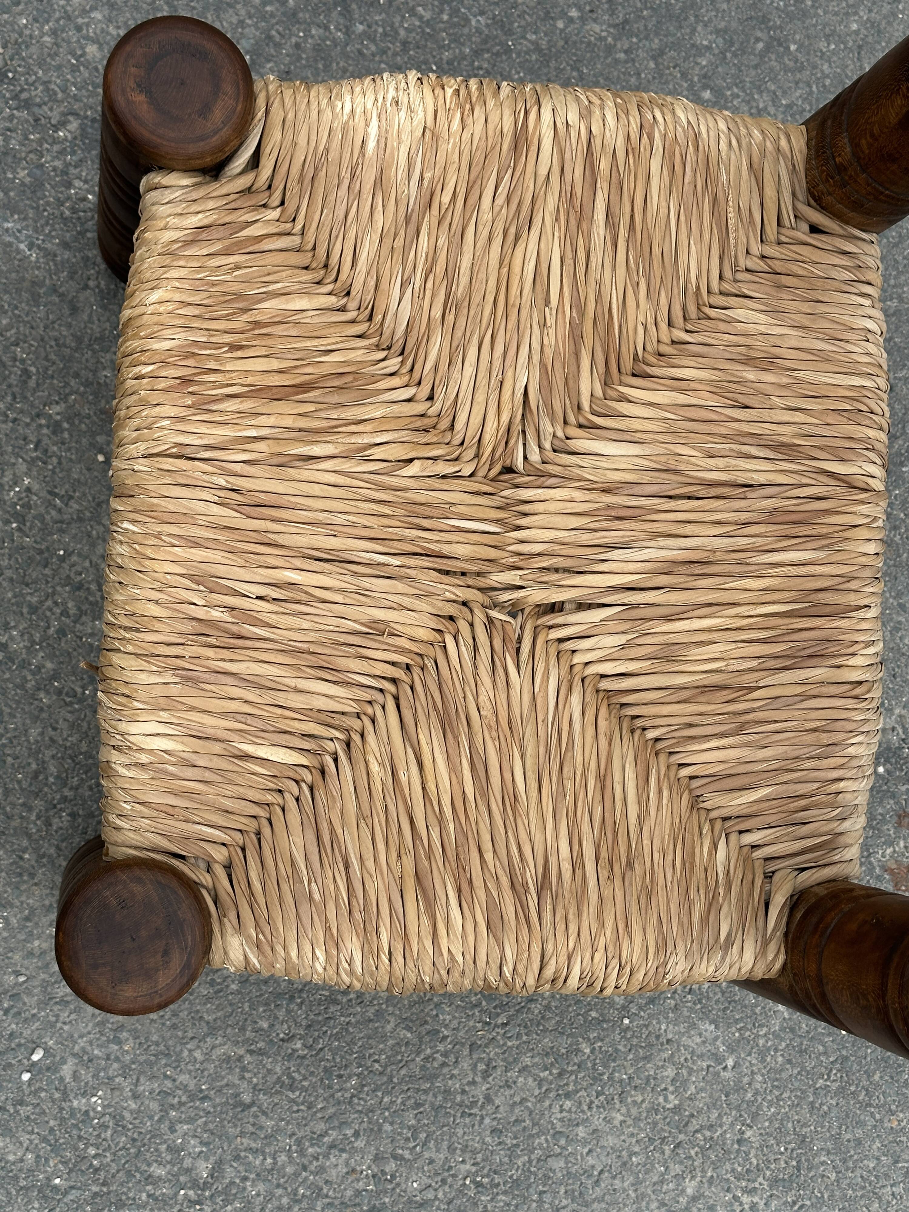 Low chair in oak and straw vintage design 60s