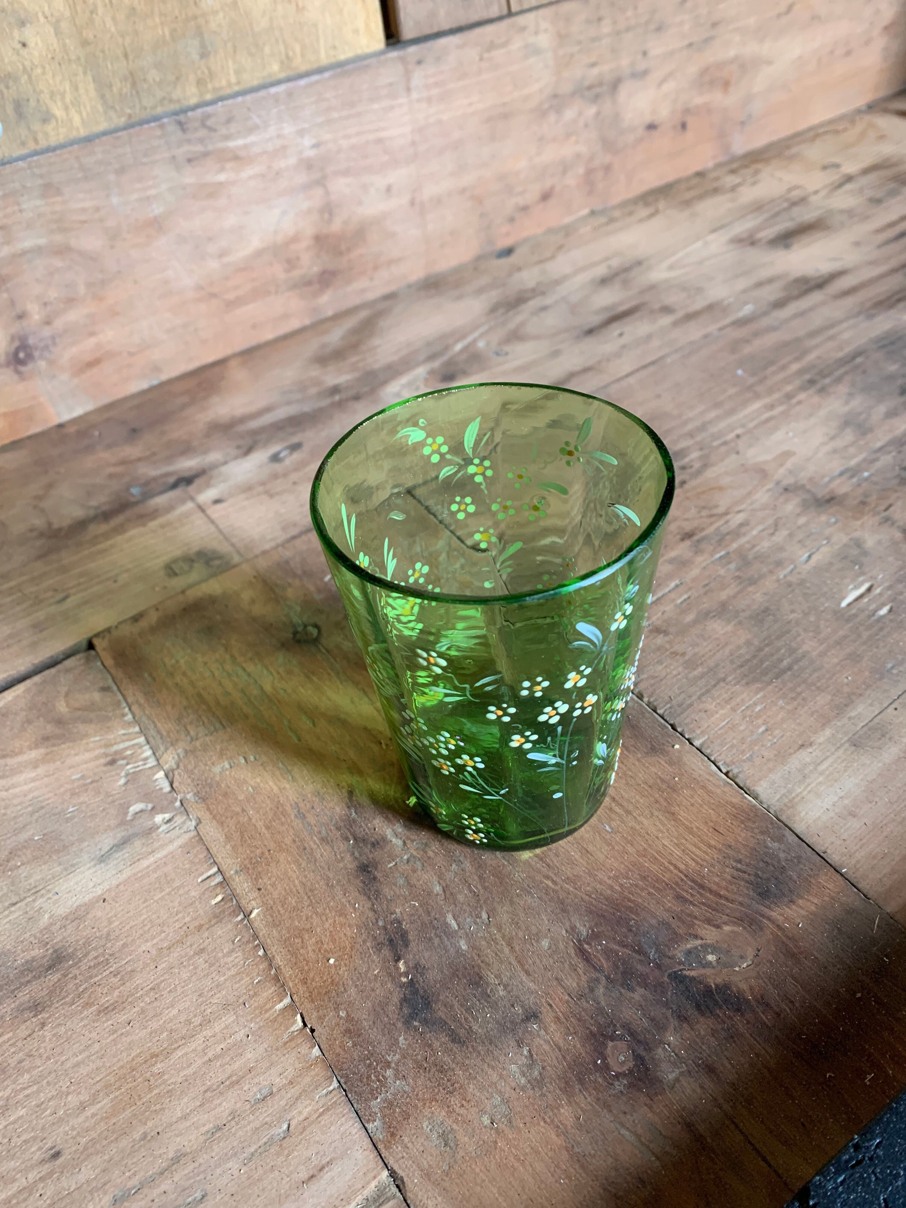 Hand-painted glass enamelled late 19th.