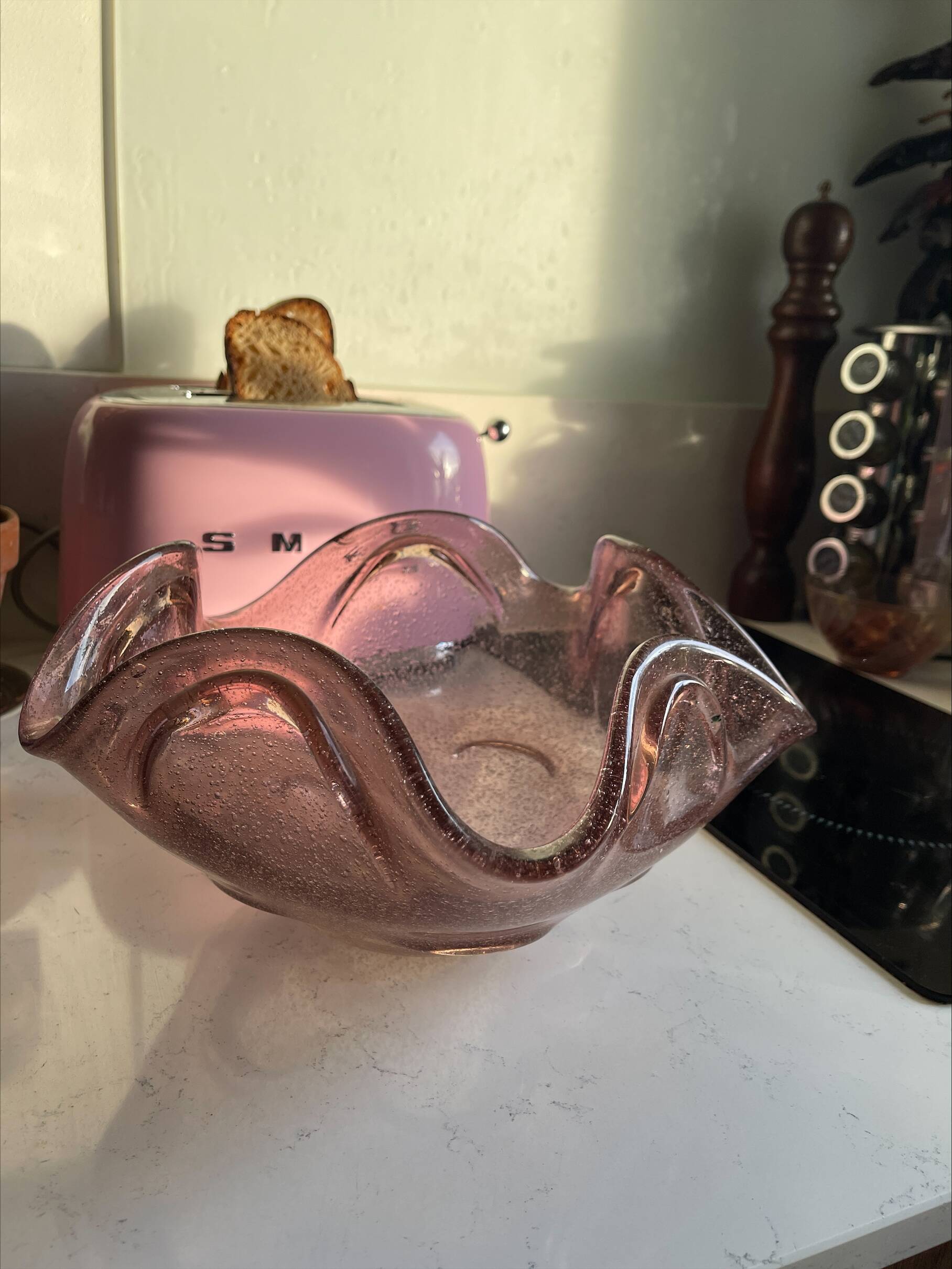 Pink Murano blown glass fruit bowl