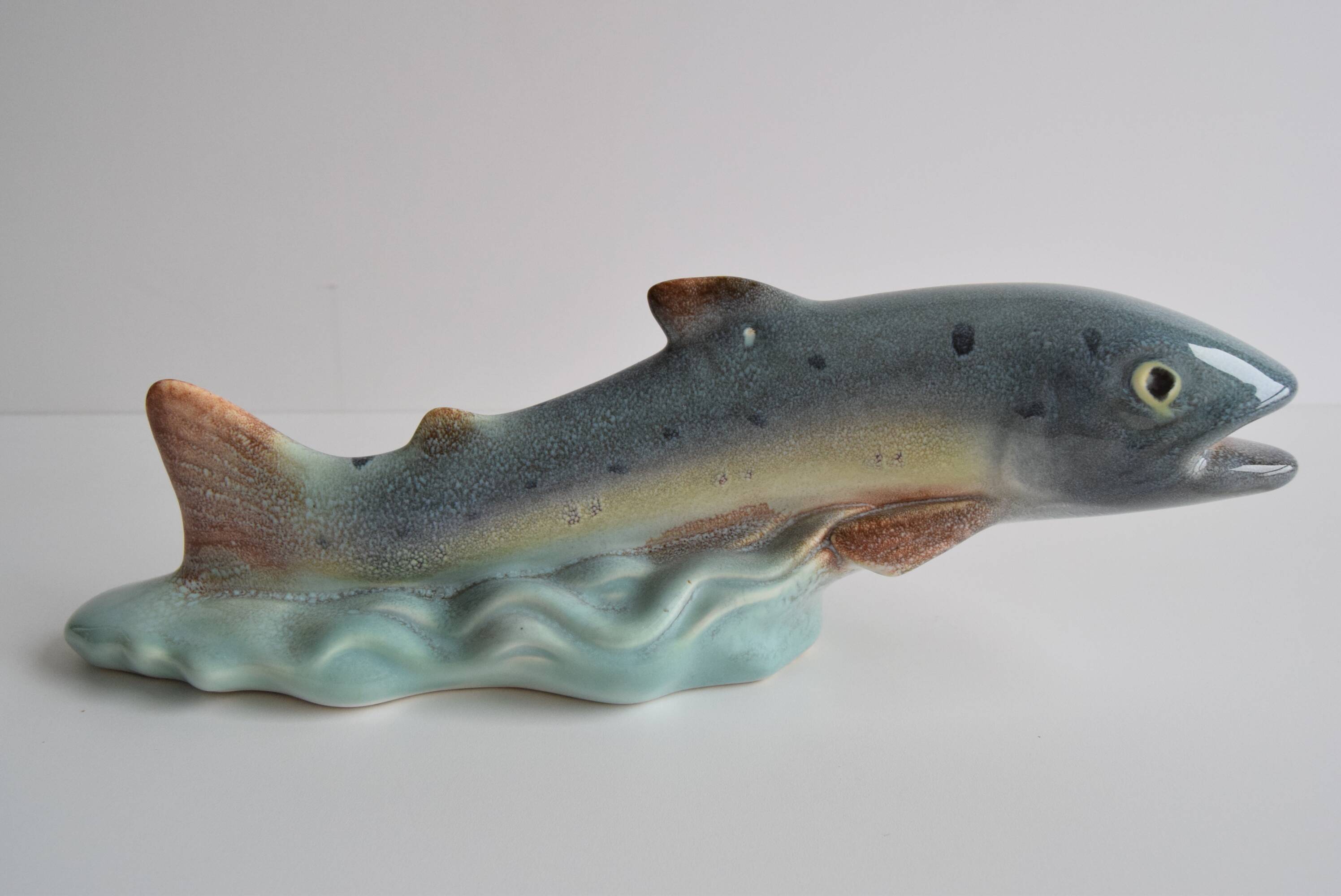 Art Deco Sculpture Trout by Ditmar Urbach Znojmo factory, Czechoslovakia, 1940s.