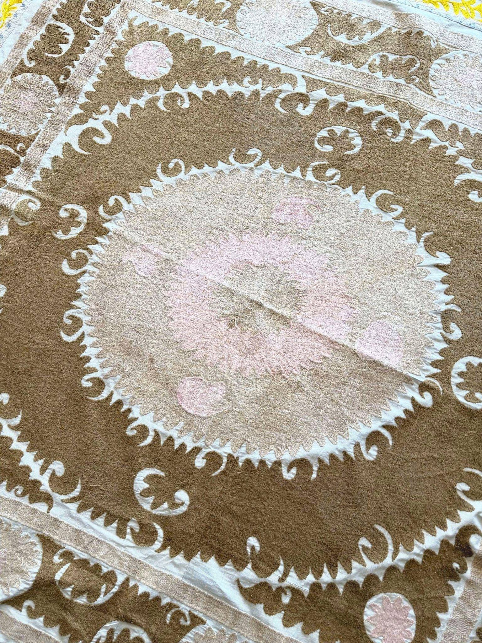 Vintage hand-embroidered tablecloth 156x162 cm