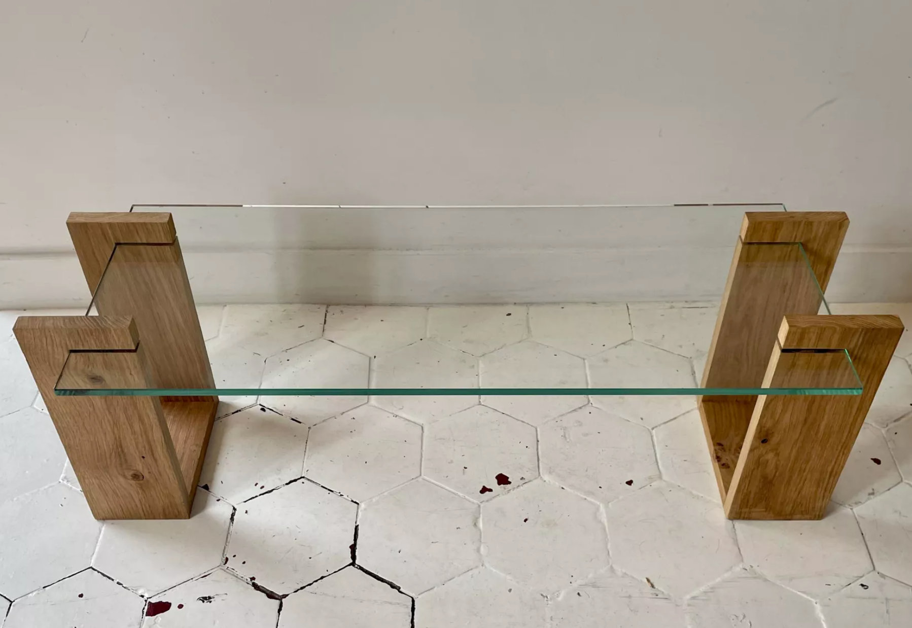 Table basse verre et chêne massif, FLP studio