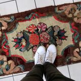 Tapis Hooked antique américain – 63 x 107 cm – Motif floral - 1C986