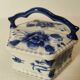 Candy box / jewelry box / empty pocket in blue ceramic, hand-painted in Thailand