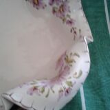 Ceramic dish in the shape of a basket