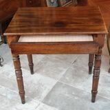 Old small desk side table / 1 drawer / turned wood feet