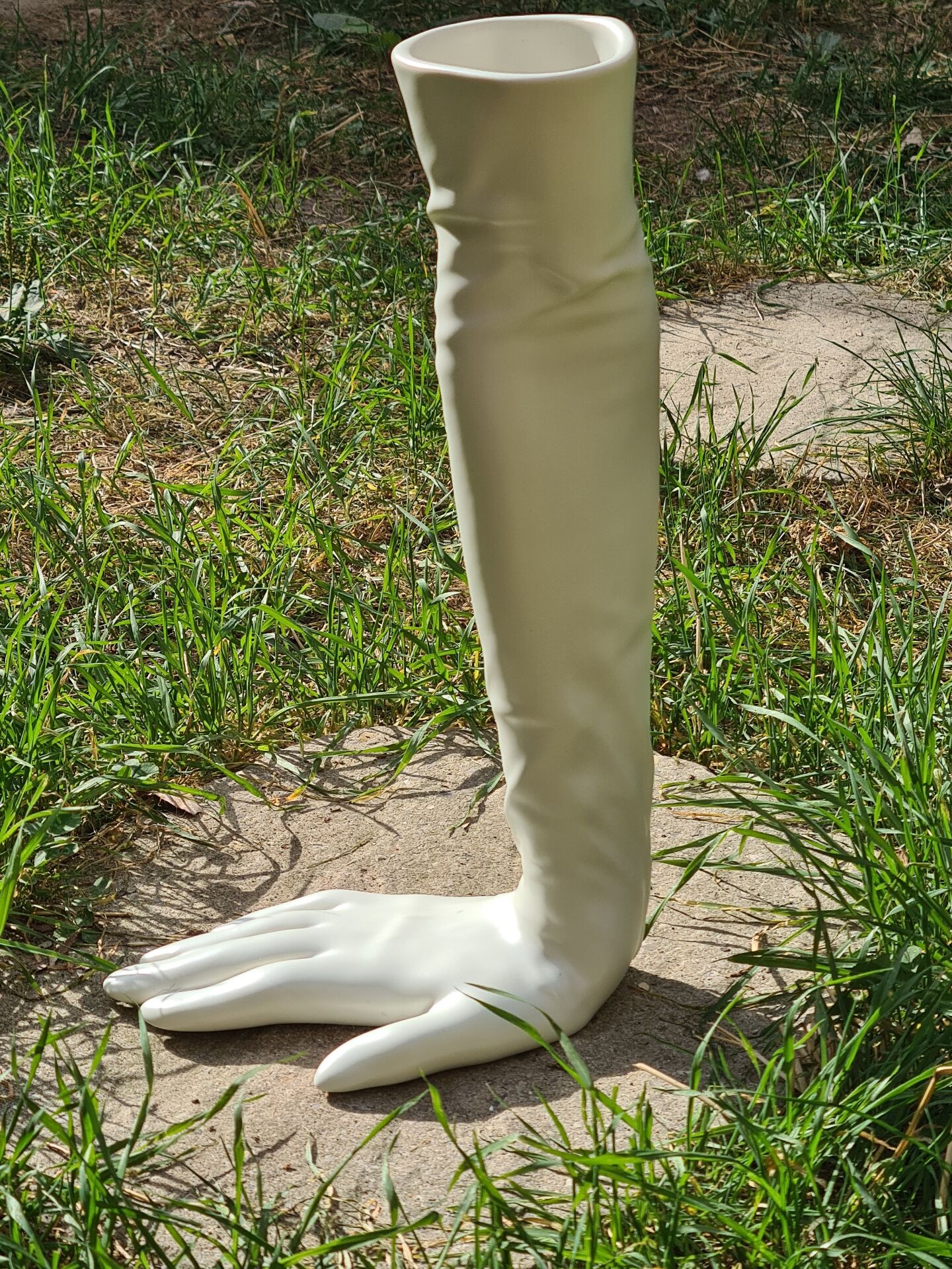 Glove vase said Audrey Hepburn