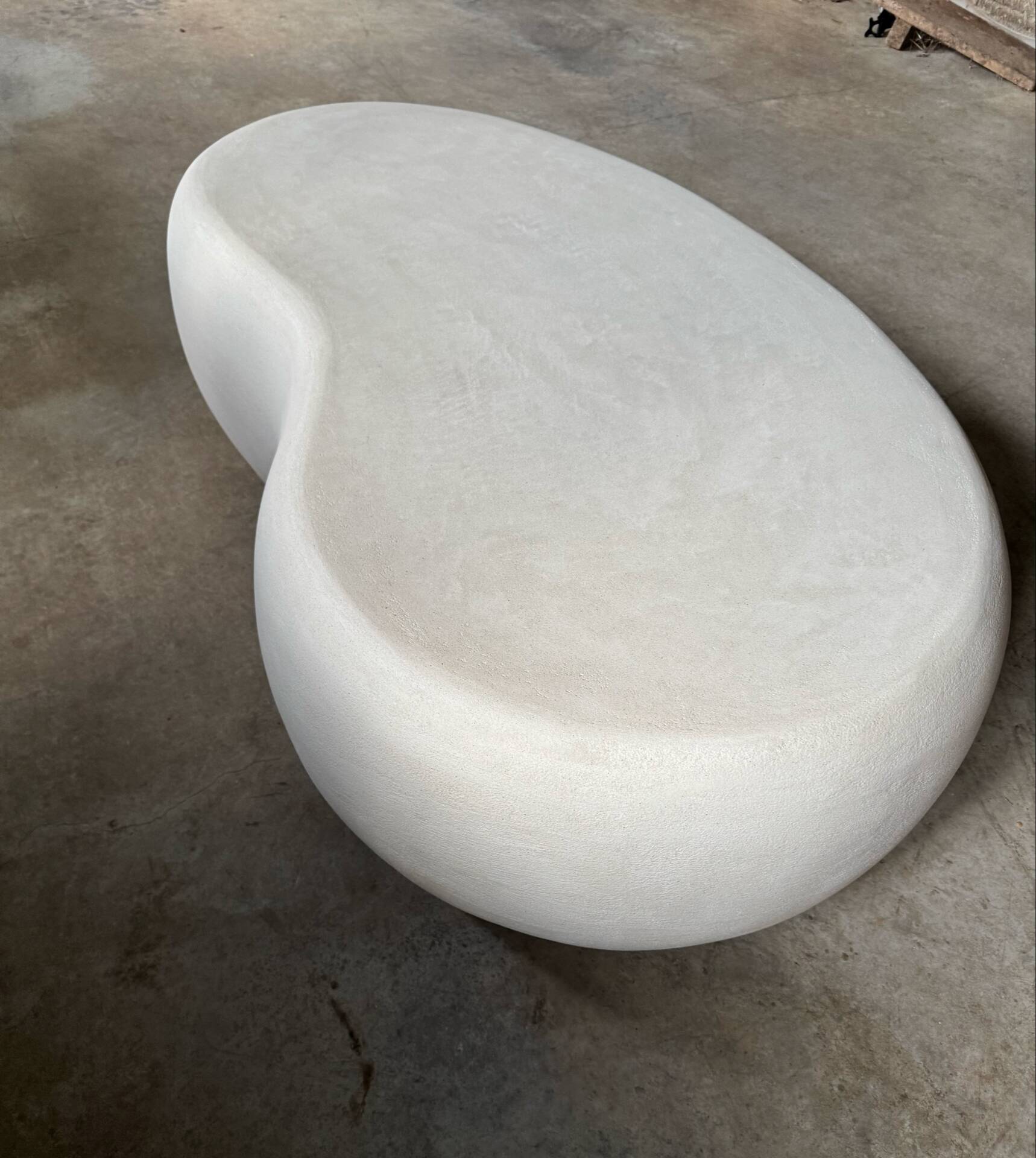 Concrete Coffee Table / Micro Cement Bean Shape