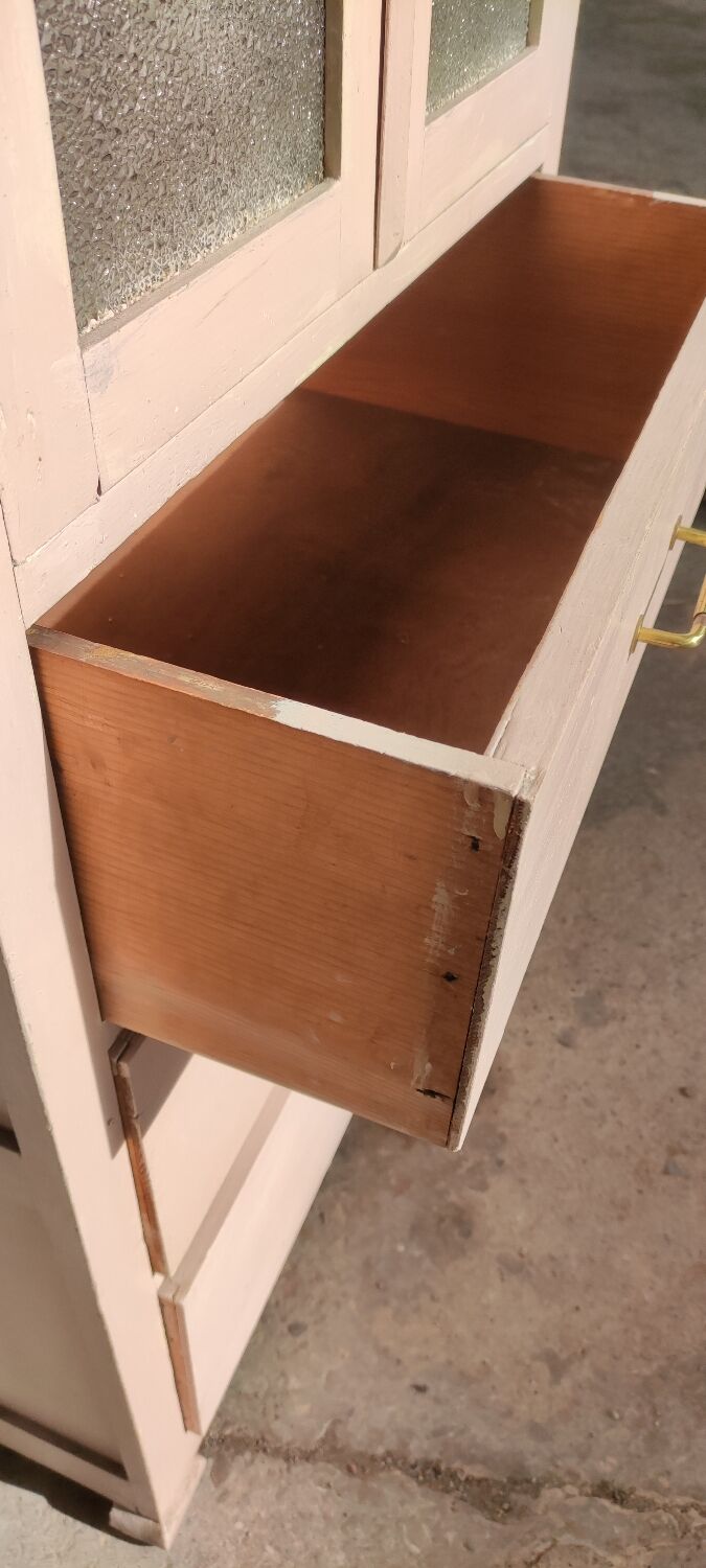 Showcase cabinet two doors, 3 drawers patina old pink