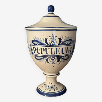 Apothecary pot