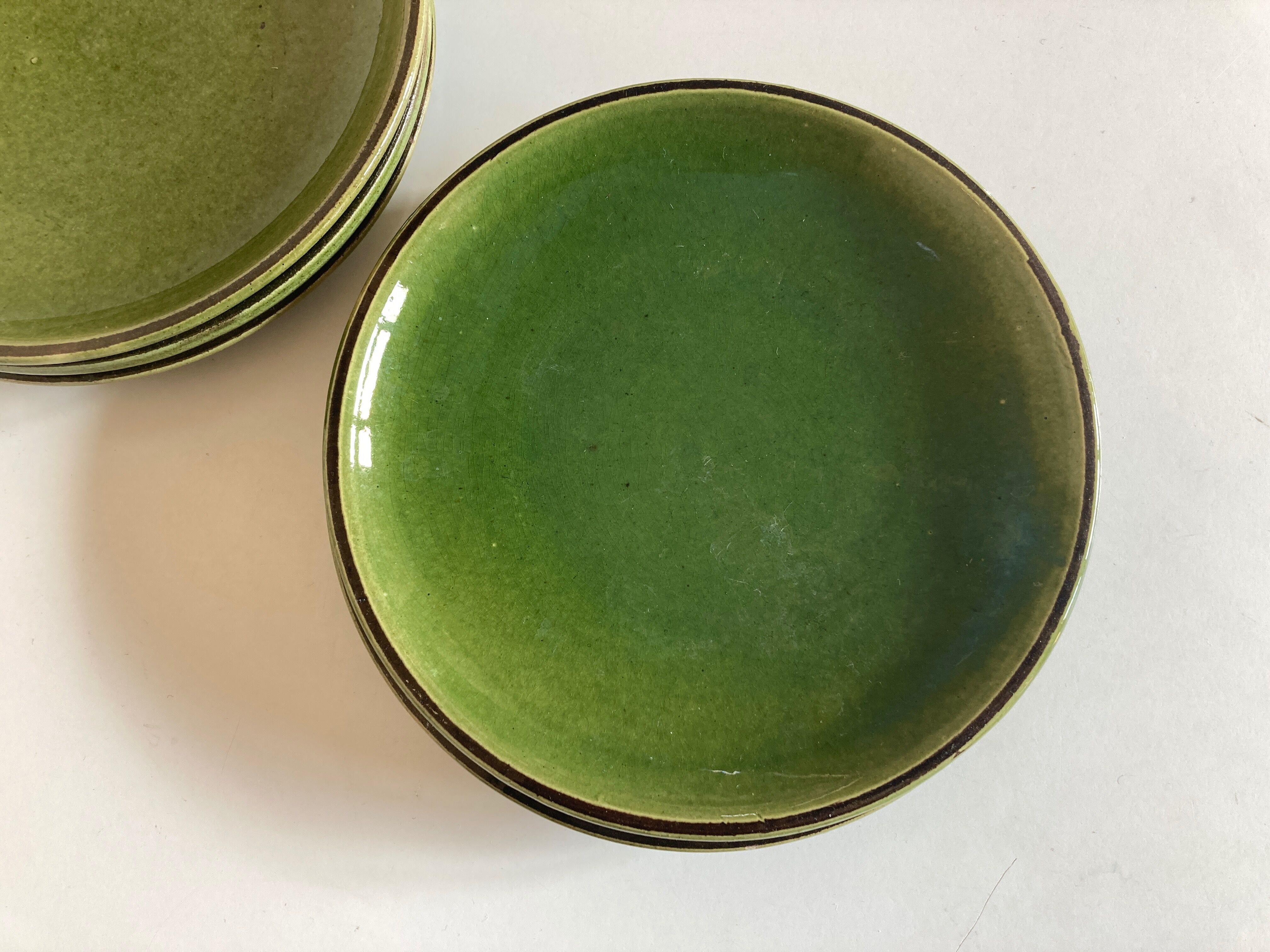 Set 5 plates flat caps dessert in green glazed earth 1960