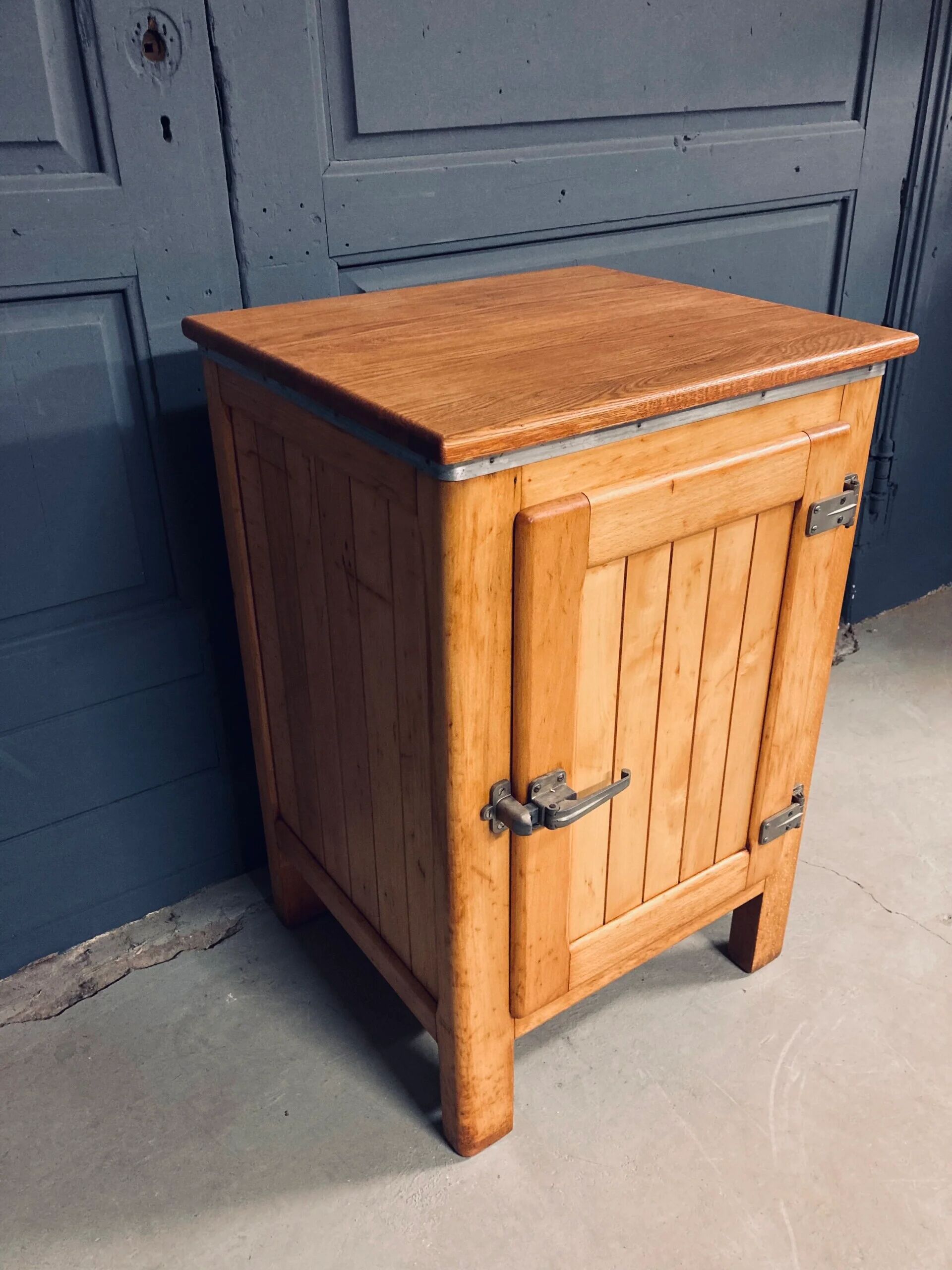 Vintage refrigerator 1930s/1940s, oak wood