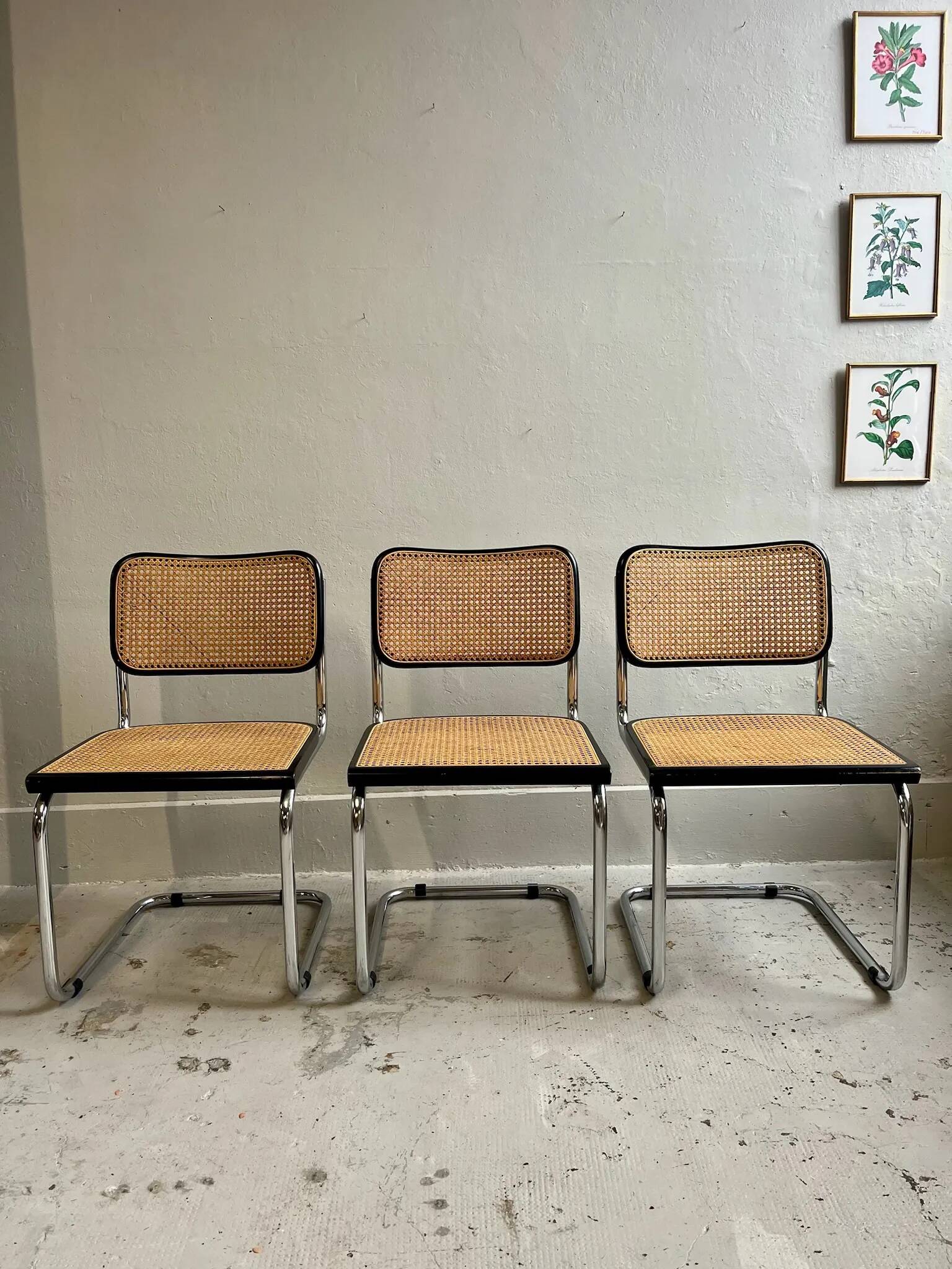 Chairs inspired by Marcel Breuer B32/Cesca