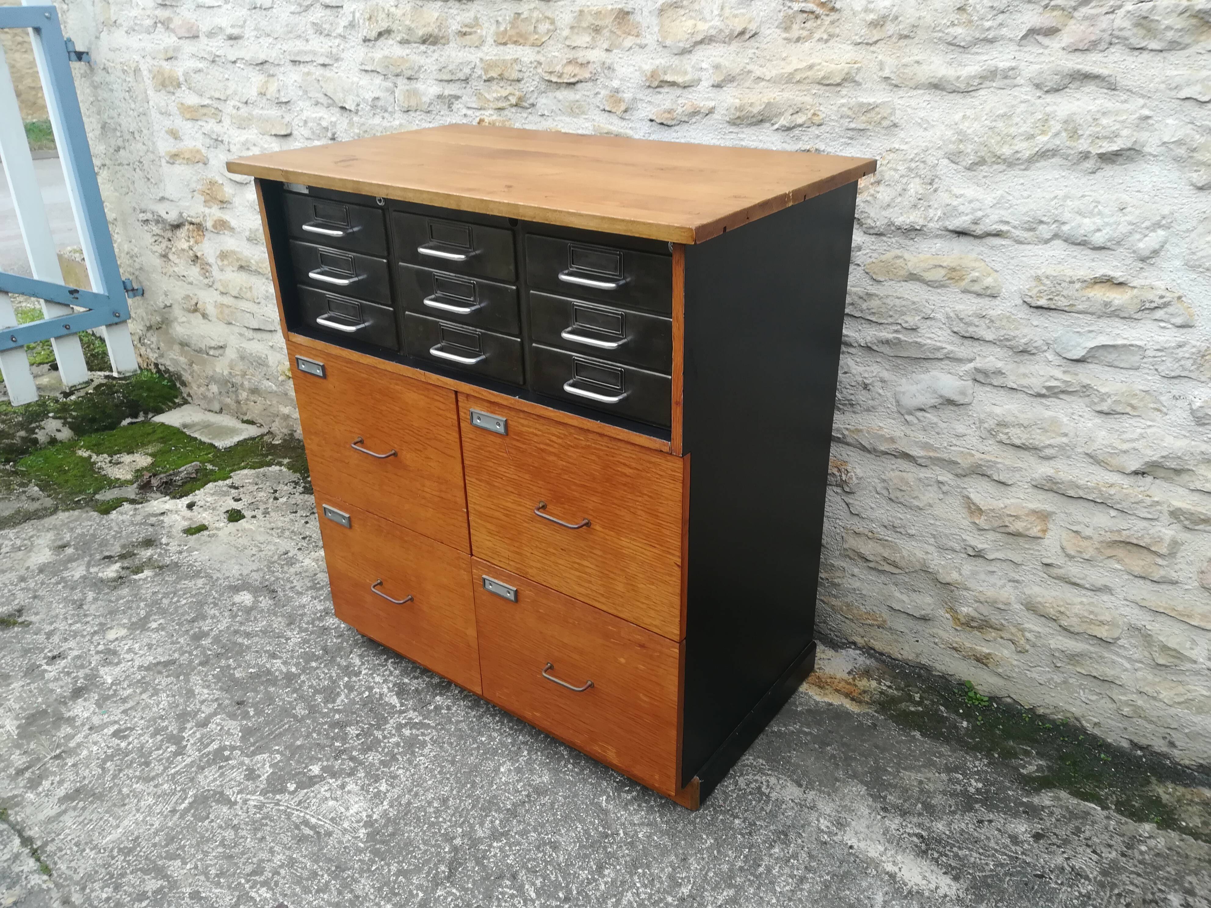 Professional furniture in wood and metal